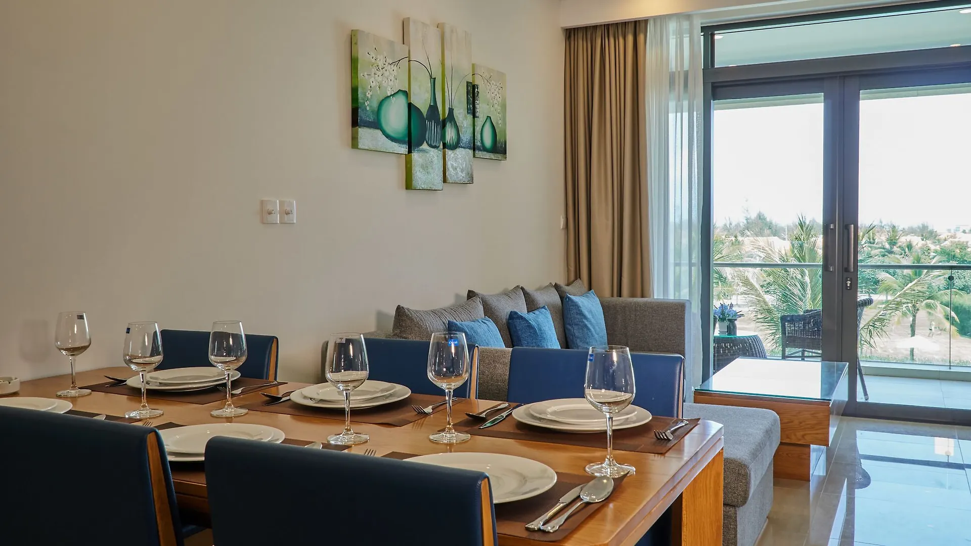 ***  Luxury Apartment In Ocean Villas Resort 다낭 베트남